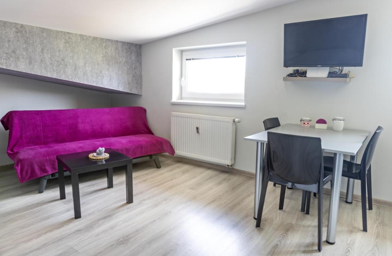 Apartman Theo เวลคี สลาวโคว์ ภายนอก รูปภาพ